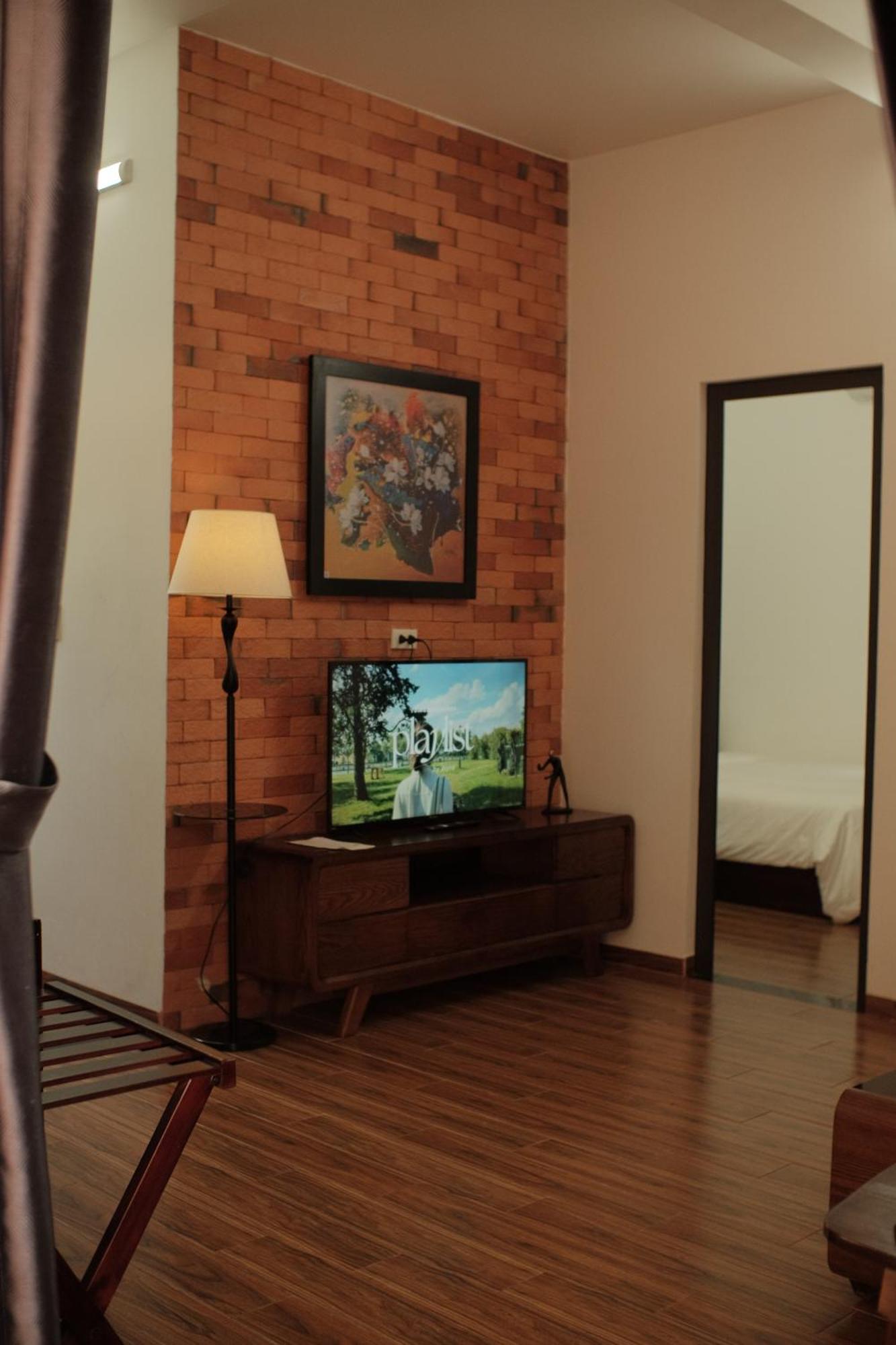 Iris Hill Villa Хуе Екстериор снимка